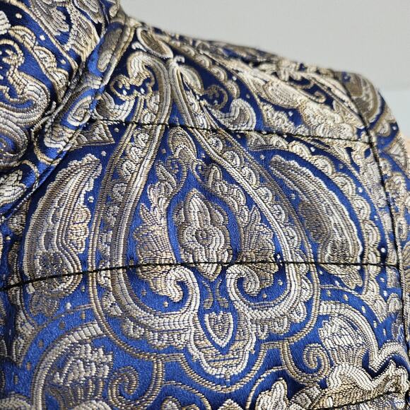 Chico's Reversible Quilted Vest Snap Front Sleeveless Blue Jacquard Black Jacket - Picture 9 of 15